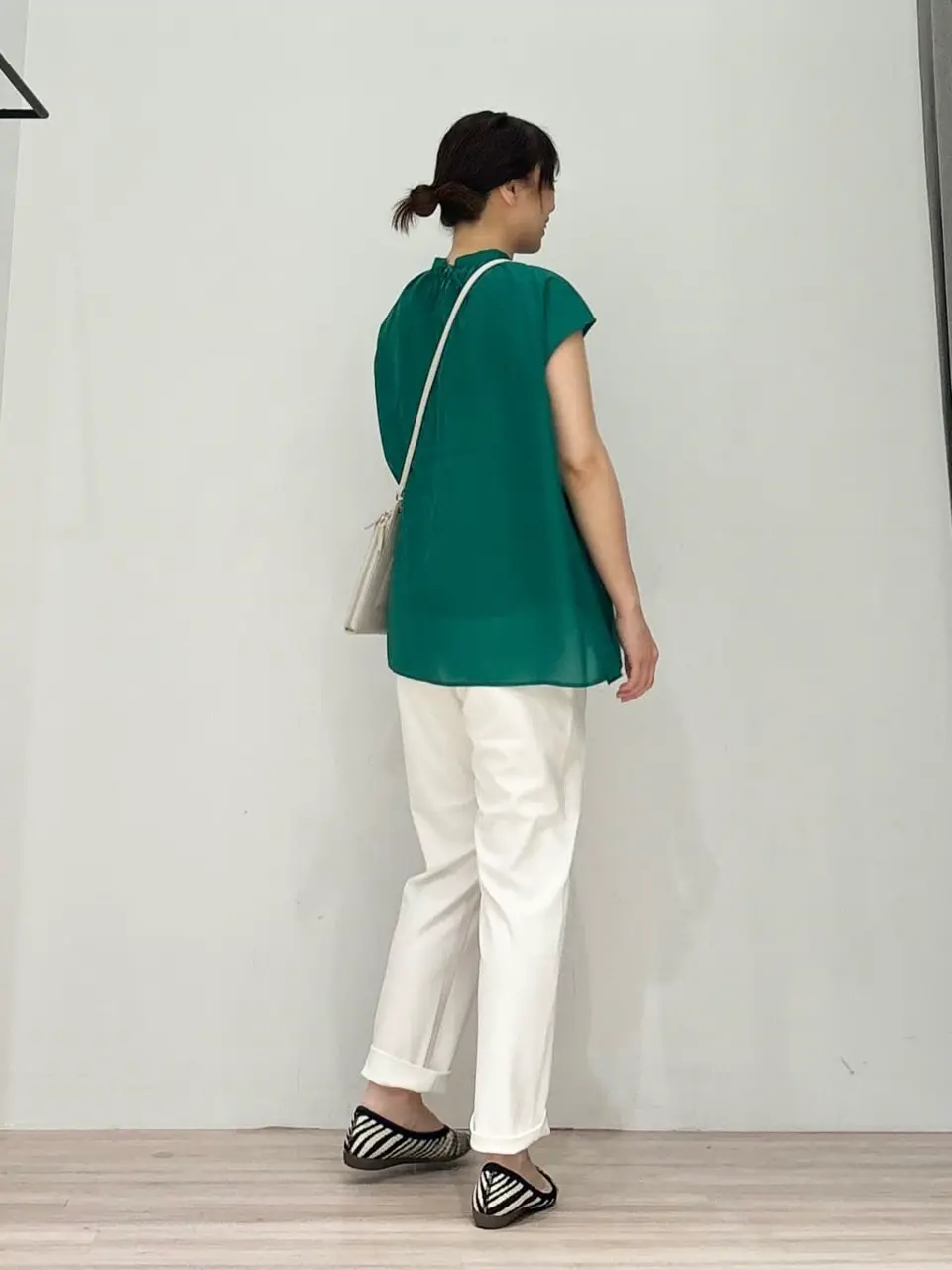 ONWARD CROSSET SELECT SAKAI コーディネート画像