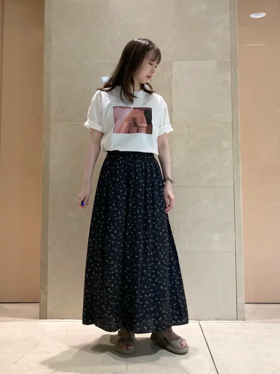 ONWARD CROSSET SELECT 檀 コーディネート画像