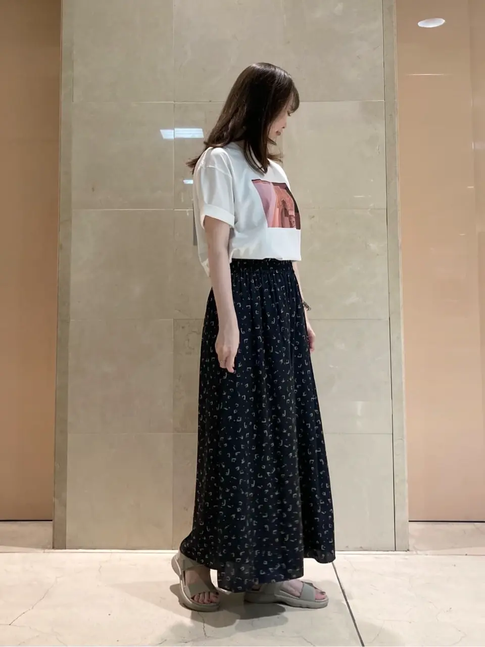 ONWARD CROSSET SELECT 檀 コーディネート画像