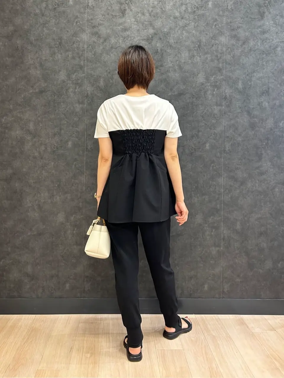 ONWARD CROSSET SELECT 鈴木 コーディネート画像