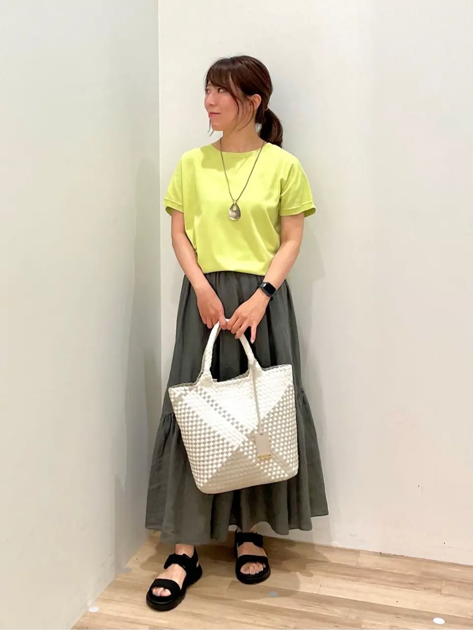 ONWARD CROSSET SELECT 井上 コーディネート画像