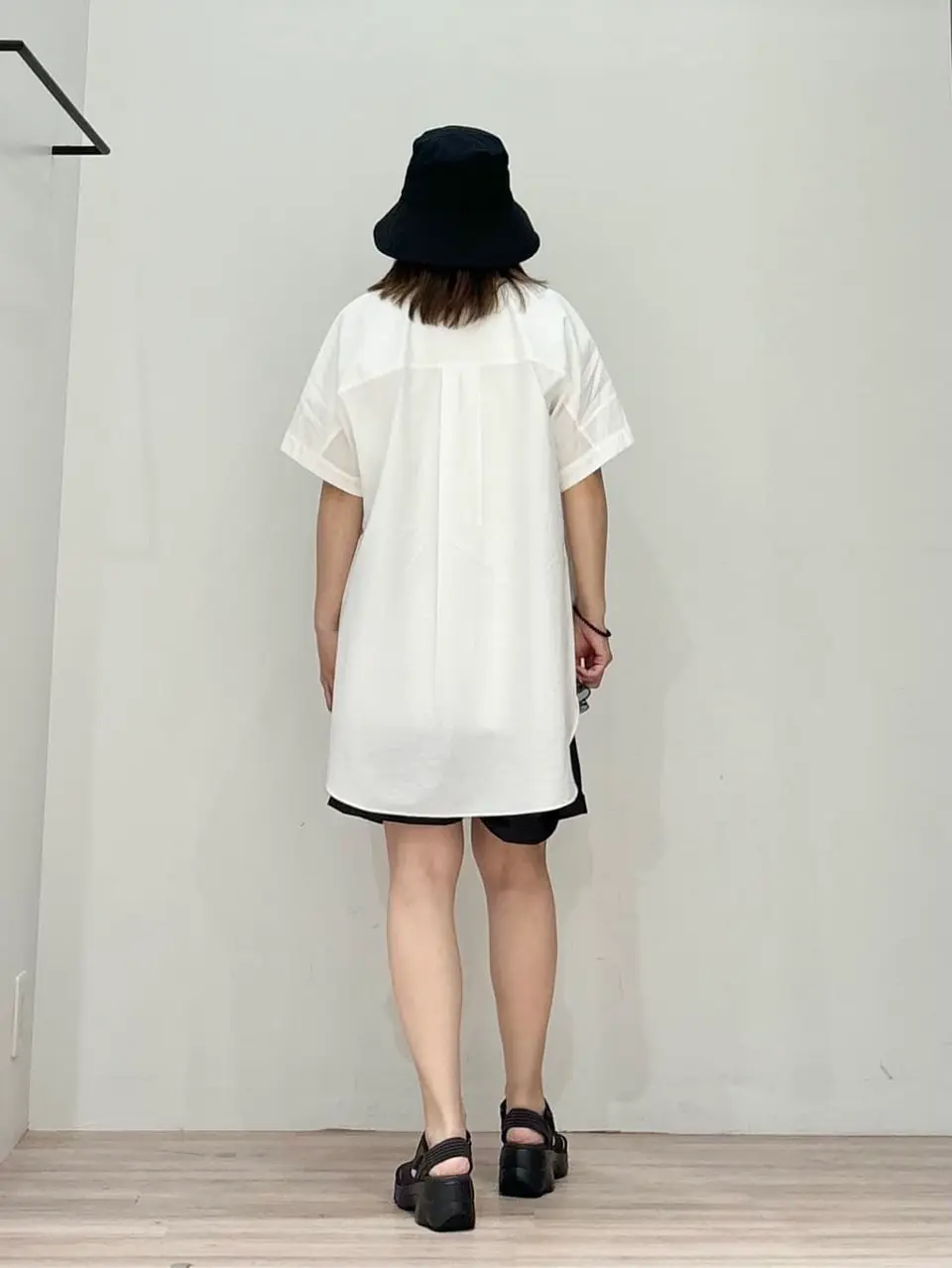 ONWARD CROSSET SELECT SAKAI コーディネート画像