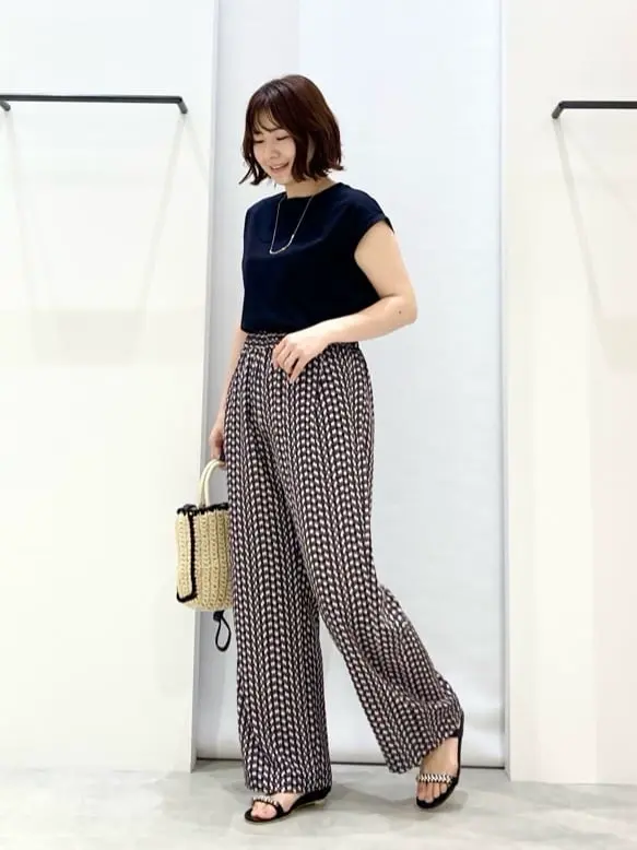 ONWARD CROSSET SELECT 横田 コーディネート画像