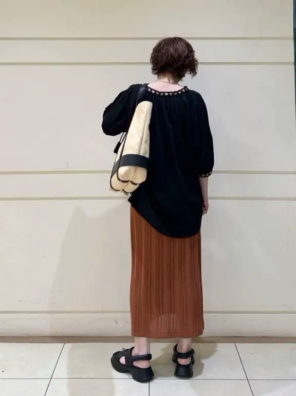 ONWARD CROSSET SELECT maruri コーディネート画像