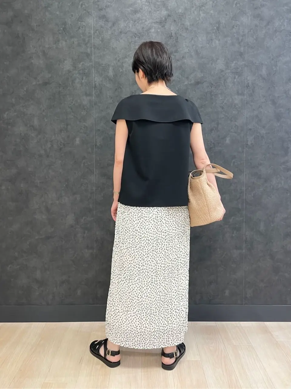 ONWARD CROSSET SELECT 杉山 コーディネート画像