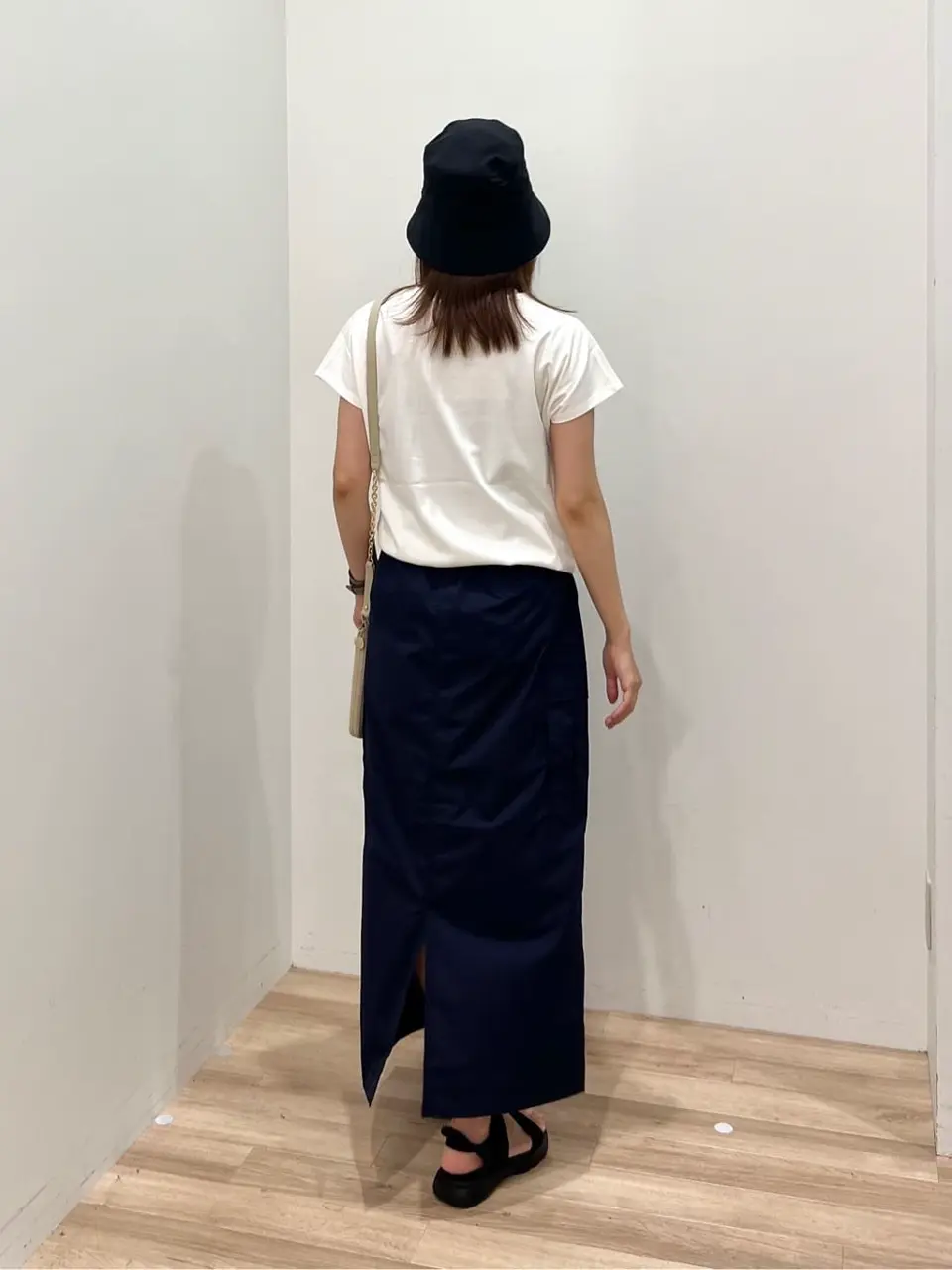 ONWARD CROSSET SELECT 村上 コーディネート画像