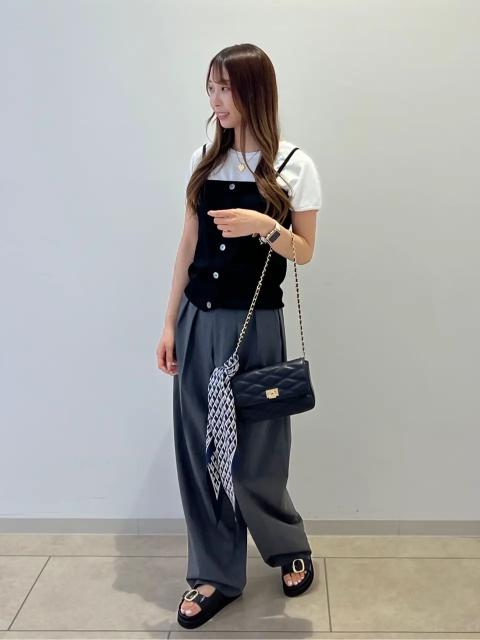 ONWARD CROSSET SELECT 内田 コーディネート画像