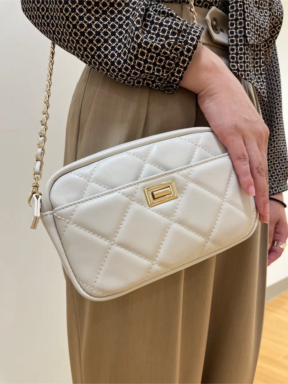 ONWARD CROSSET SELECT TAMAGAWA コーディネート画像