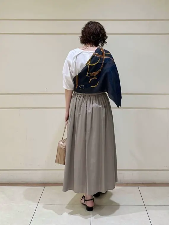 ONWARD CROSSET SELECT maruri コーディネート画像