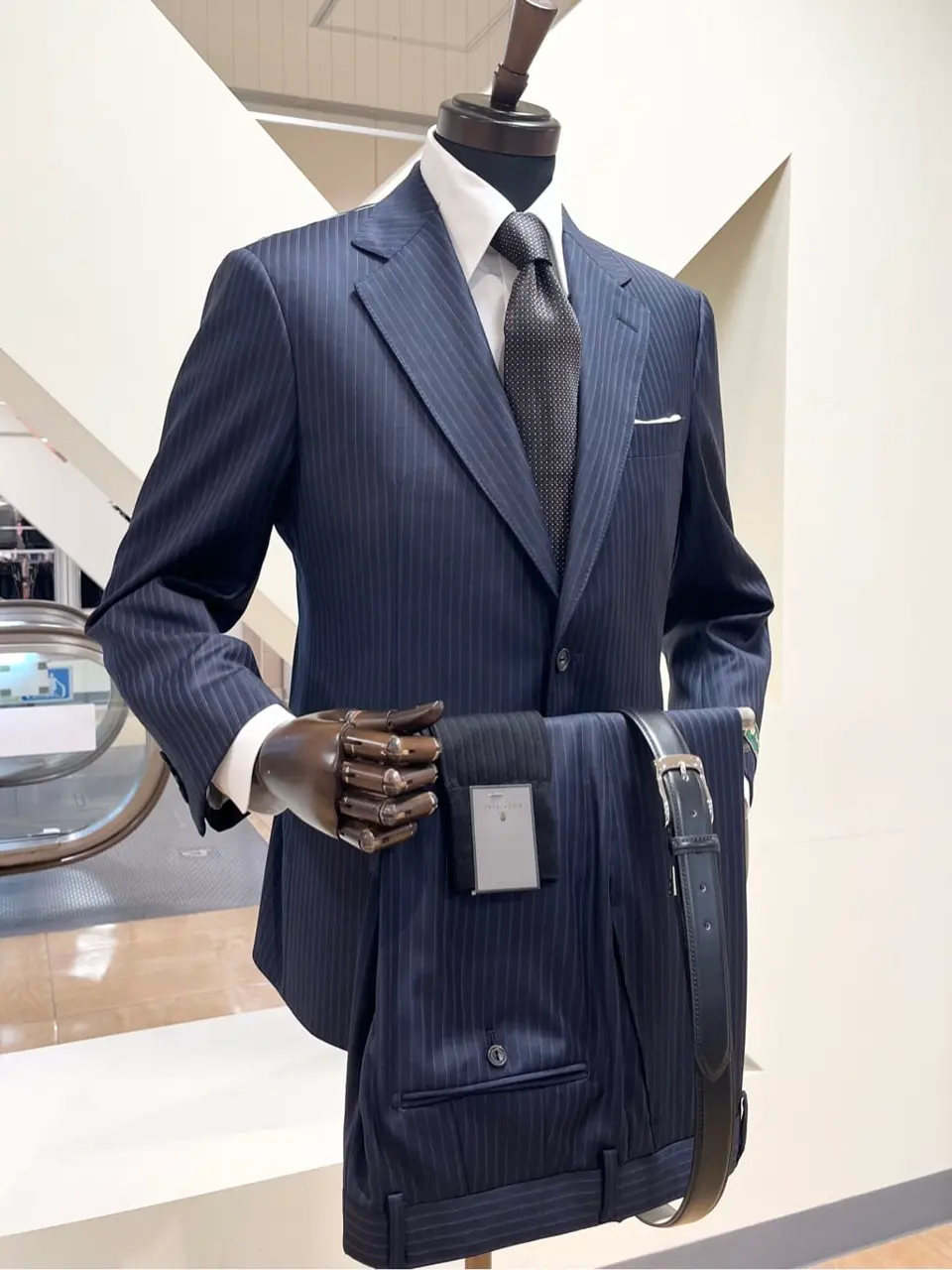 ONWARD CROSSET SELECT 小管 コーディネート画像