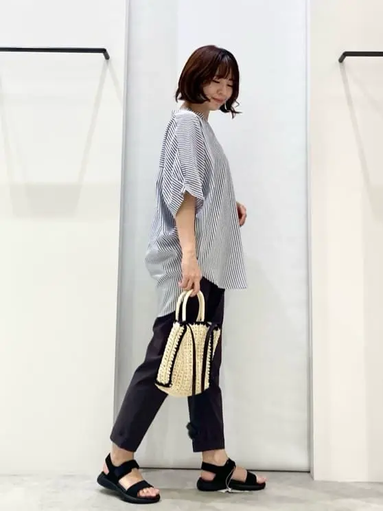 ONWARD CROSSET SELECT 横田 コーディネート画像