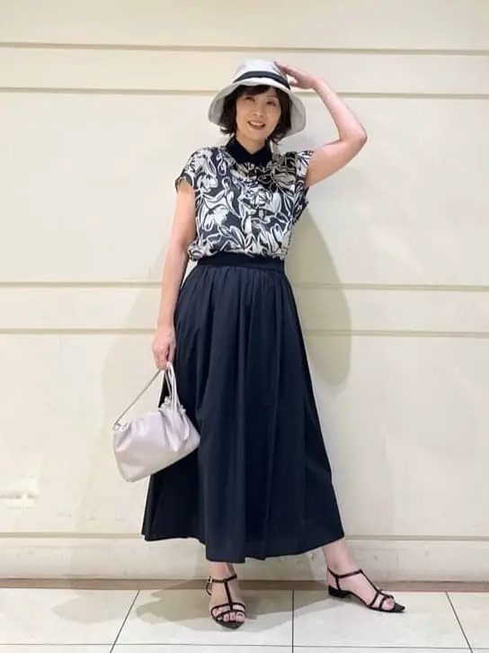 ONWARD CROSSET SELECT maruri コーディネート画像