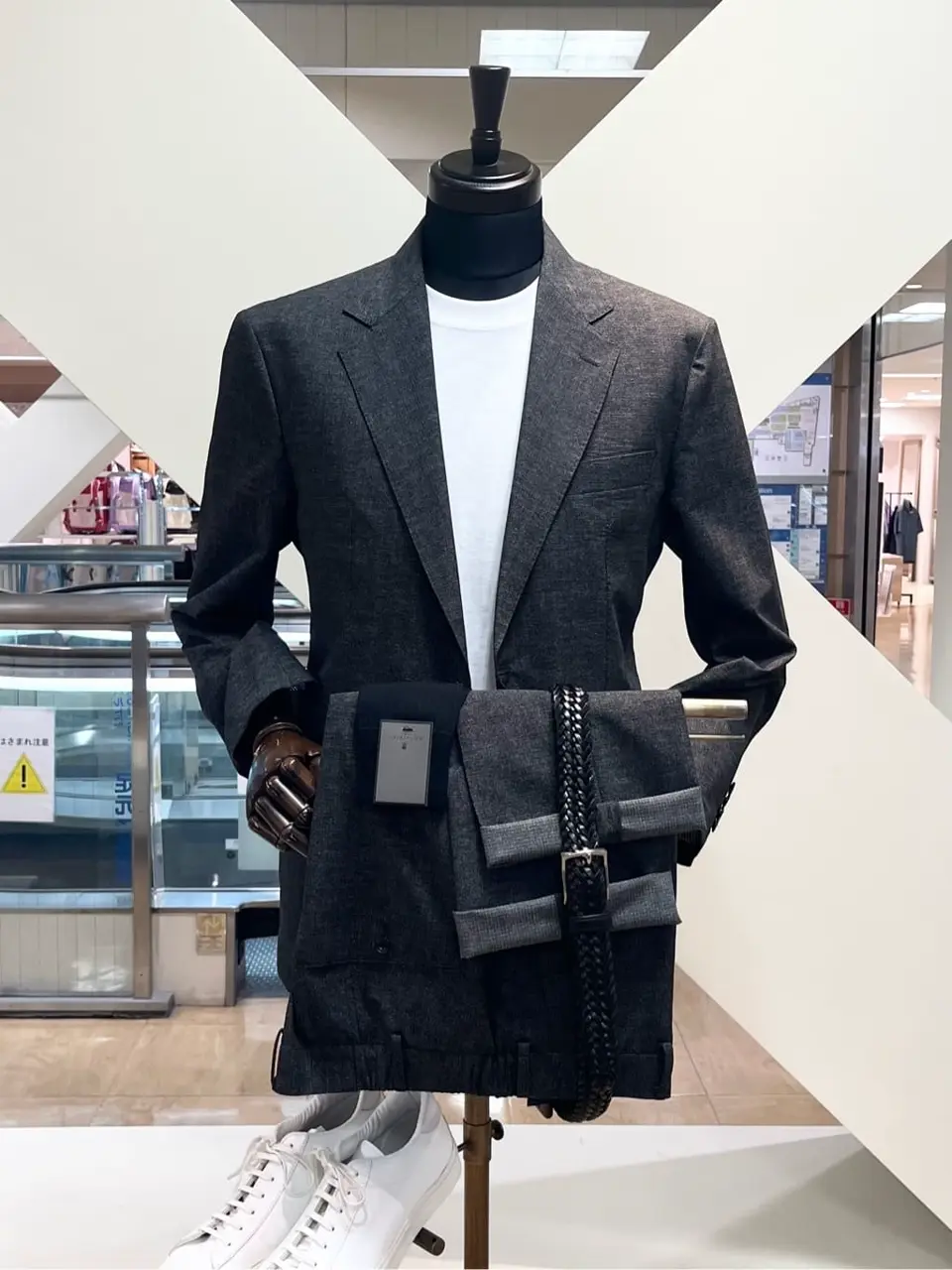 ONWARD CROSSET SELECT 小管 コーディネート画像