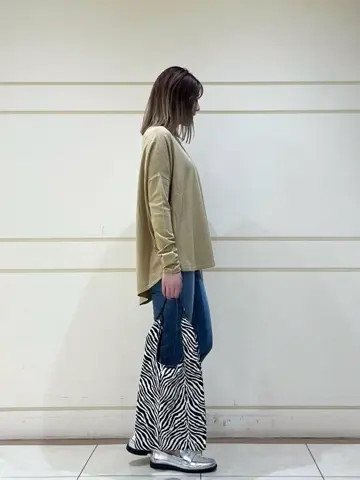 ONWARD CROSSET SELECT 太田 コーディネート画像