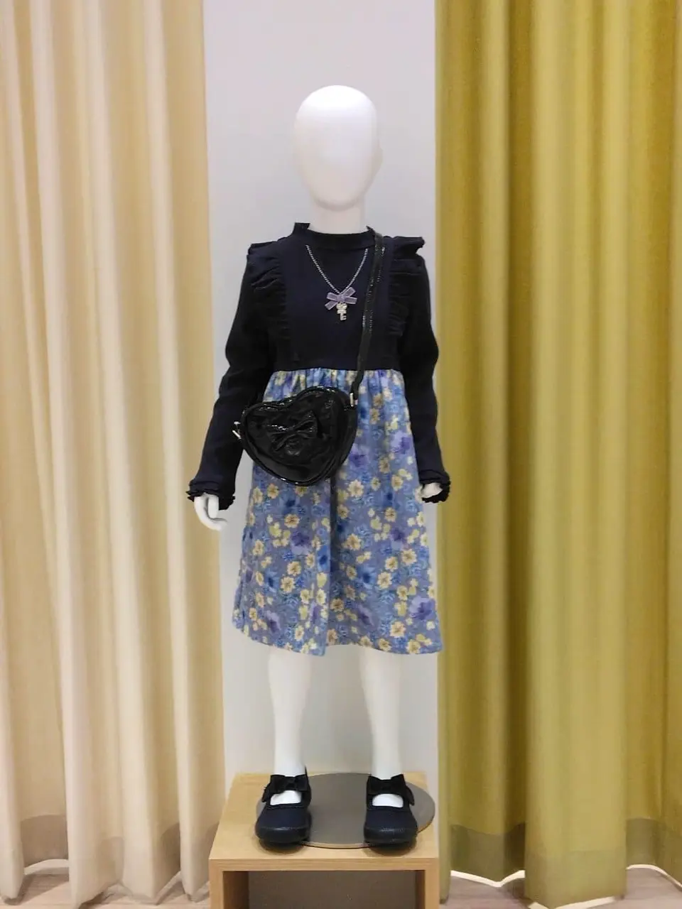 ONWARD CROSSET SELECT 川上 コーディネート画像