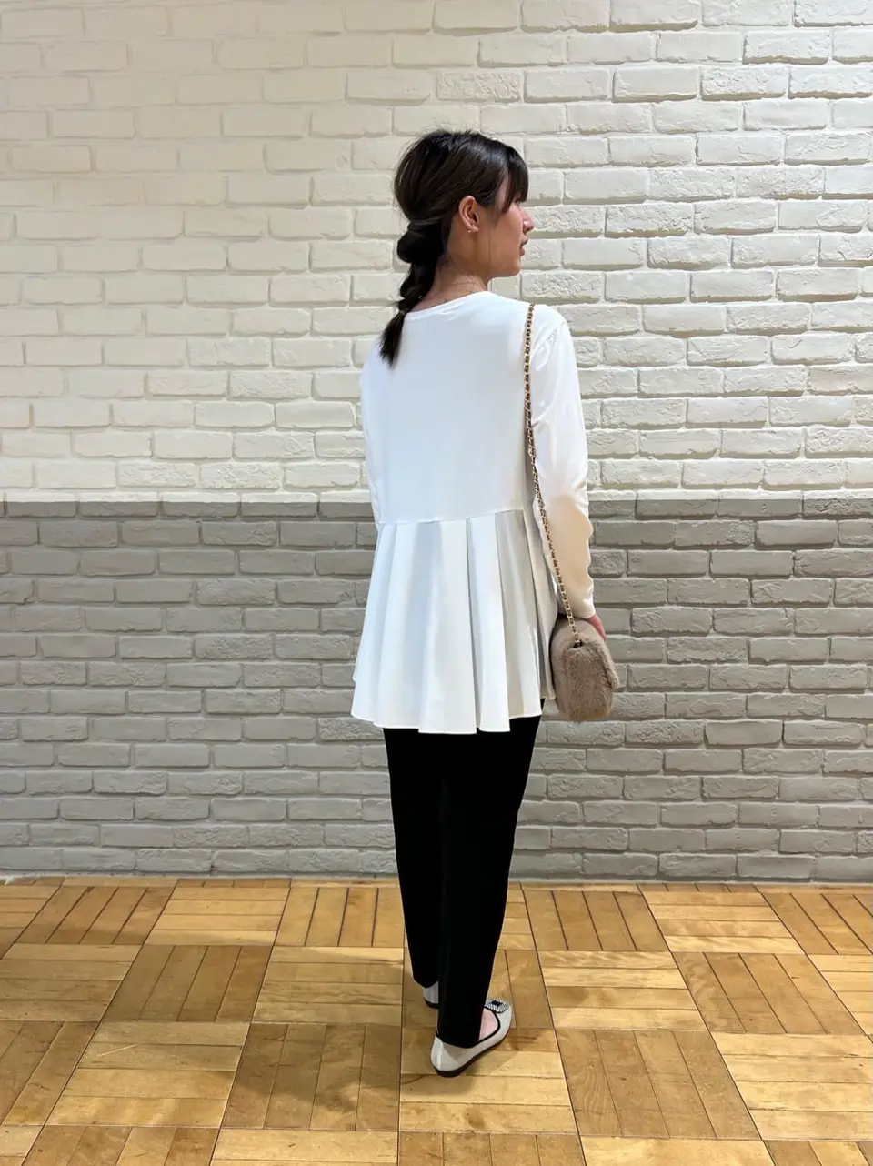 ONWARD CROSSET SELECT Aina コーディネート画像