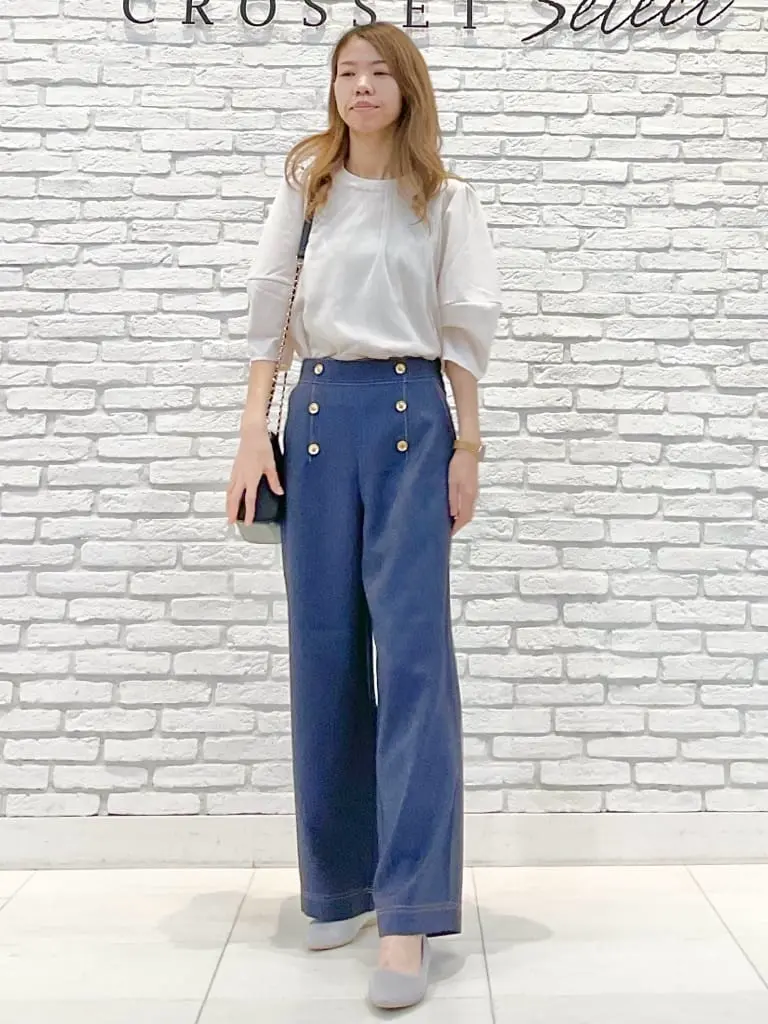  IZUMI コーディネート画像