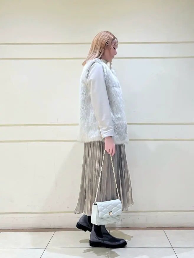 ONWARD CROSSET SELECT 太田 コーディネート画像