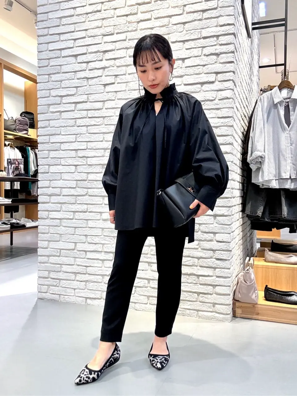 ONWARD CROSSET SELECT 服部 コーディネート画像