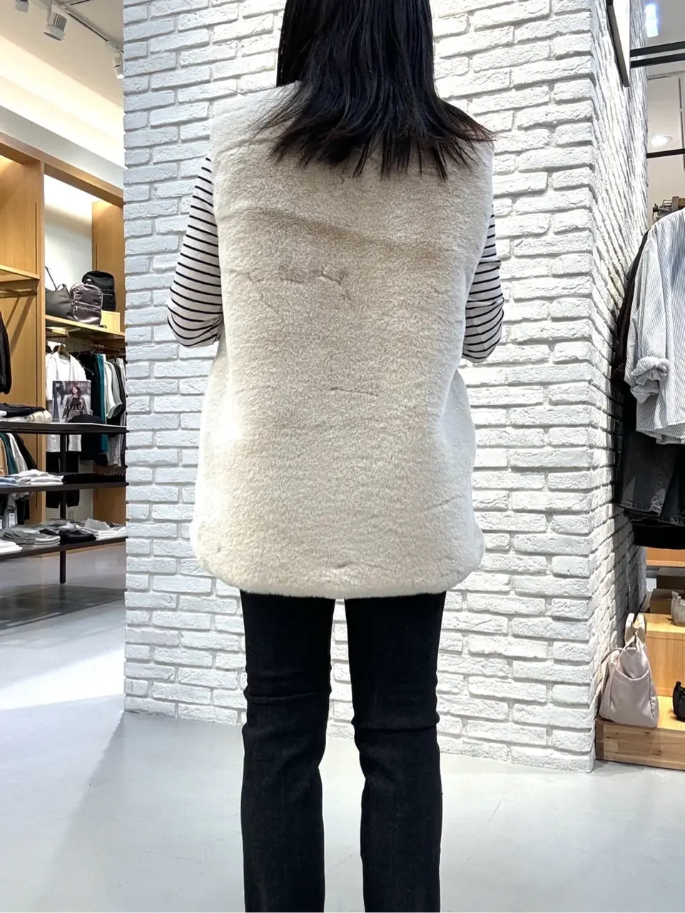 ONWARD CROSSET SELECT 服部 コーディネート画像