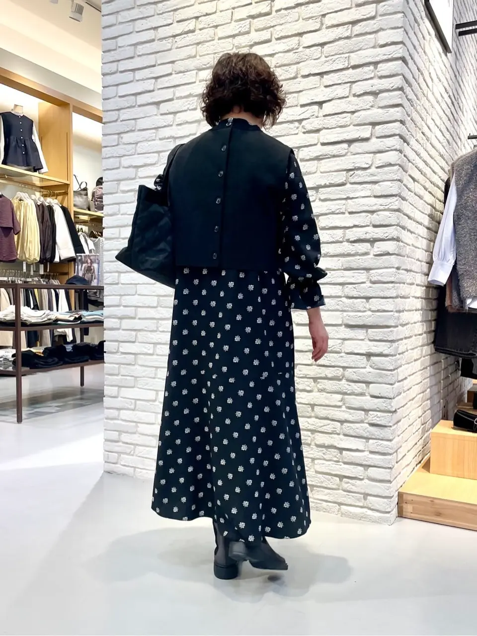 ONWARD CROSSET SELECT TSUKI コーディネート画像