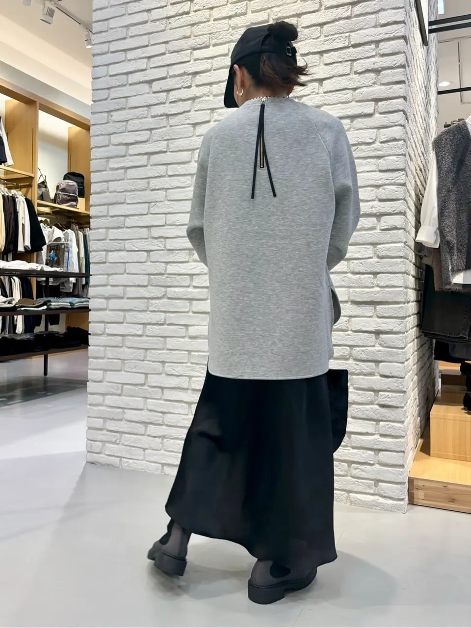 ONWARD CROSSET SELECT 服部 コーディネート画像