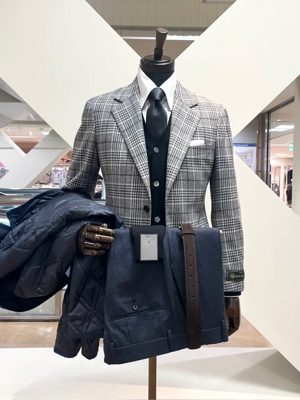 ONWARD CROSSET SELECT 小管 コーディネート画像