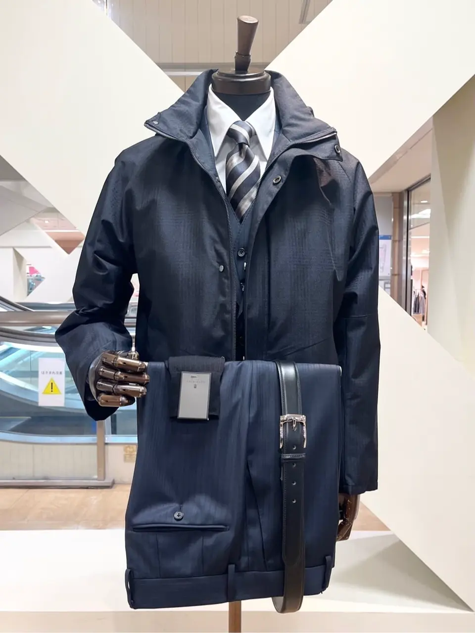 ONWARD CROSSET SELECT 小管 コーディネート画像