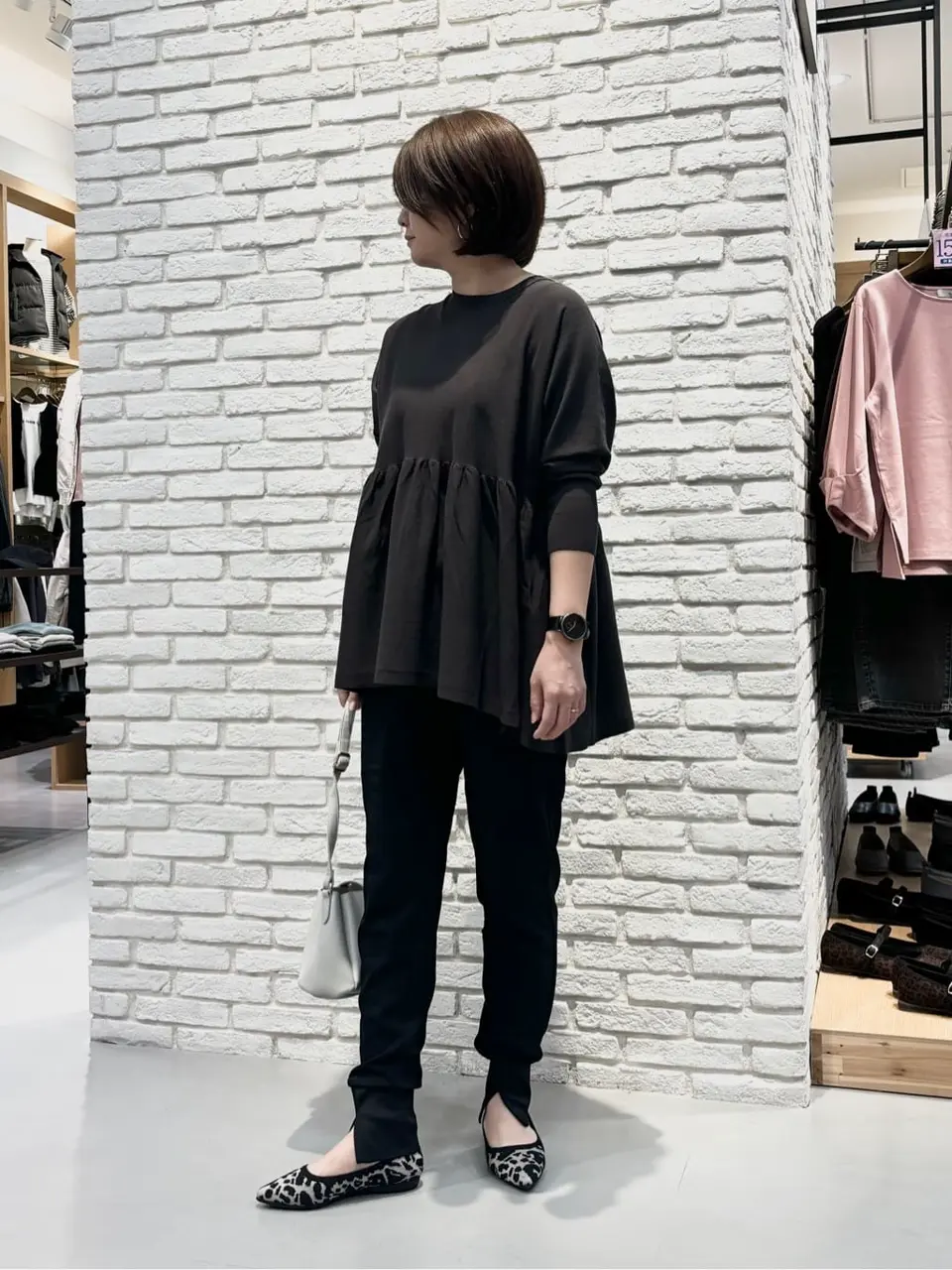 ONWARD CROSSET SELECT Tomi コーディネート画像