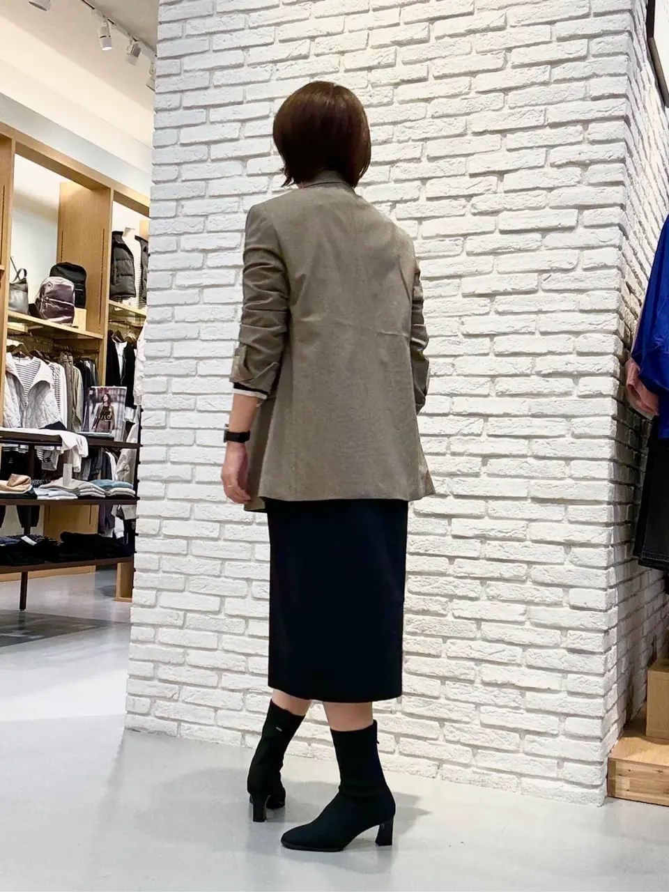 ONWARD CROSSET SELECT Tomi コーディネート画像