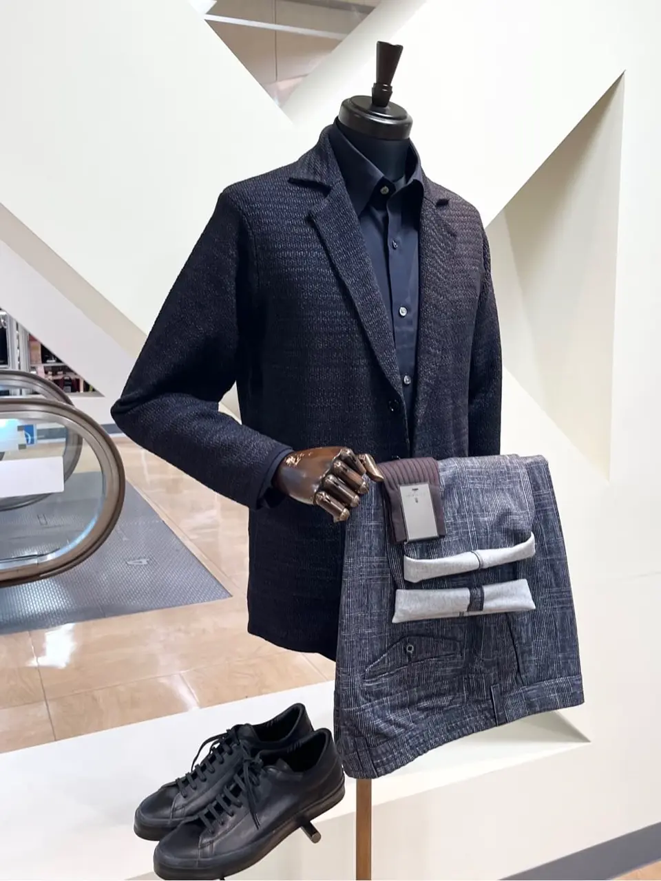 ONWARD CROSSET SELECT 小管 コーディネート画像