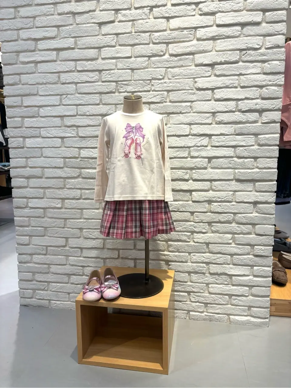 ONWARD CROSSET SELECT 新崎　 コーディネート画像