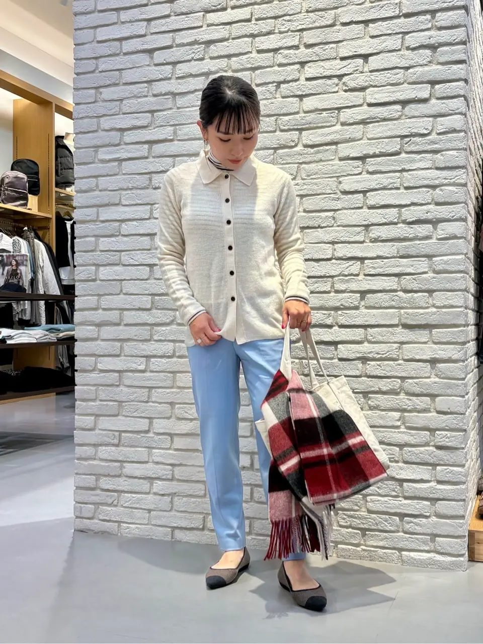 ONWARD CROSSET SELECT 服部 コーディネート画像