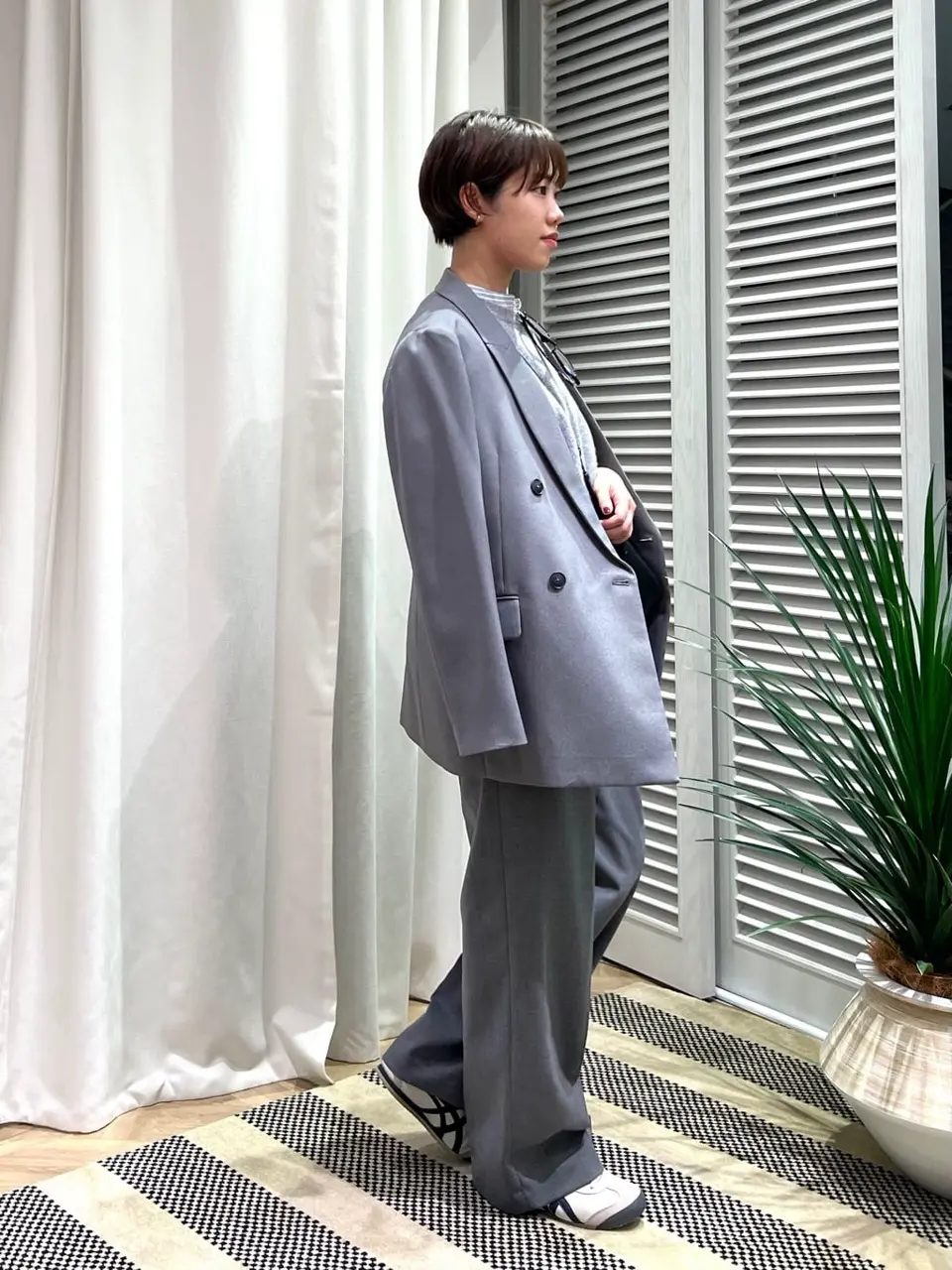 ONWARD CROSSET SELECT 伊藤 コーディネート画像