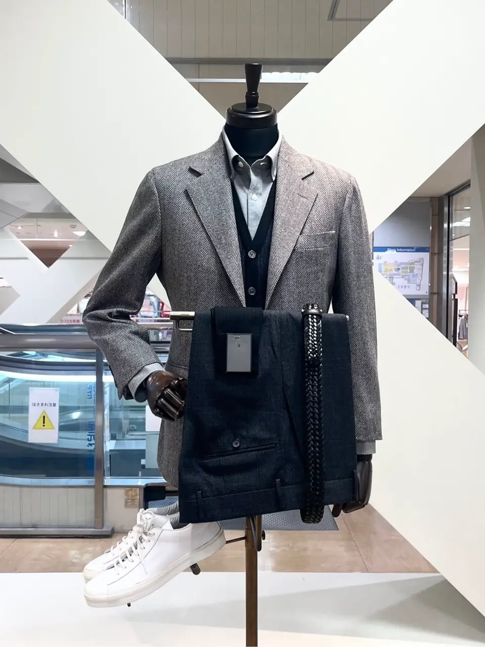 ONWARD CROSSET SELECT 小管 コーディネート画像