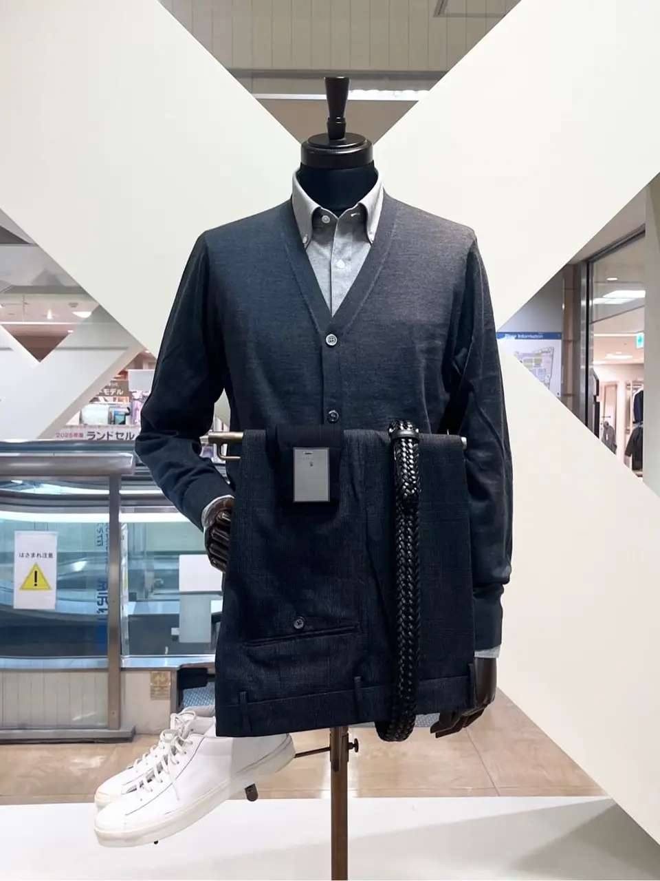 ONWARD CROSSET SELECT 小管 コーディネート画像