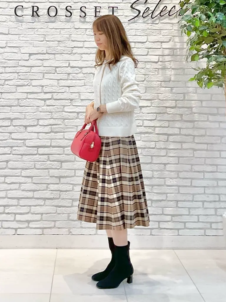  IZUMI コーディネート画像