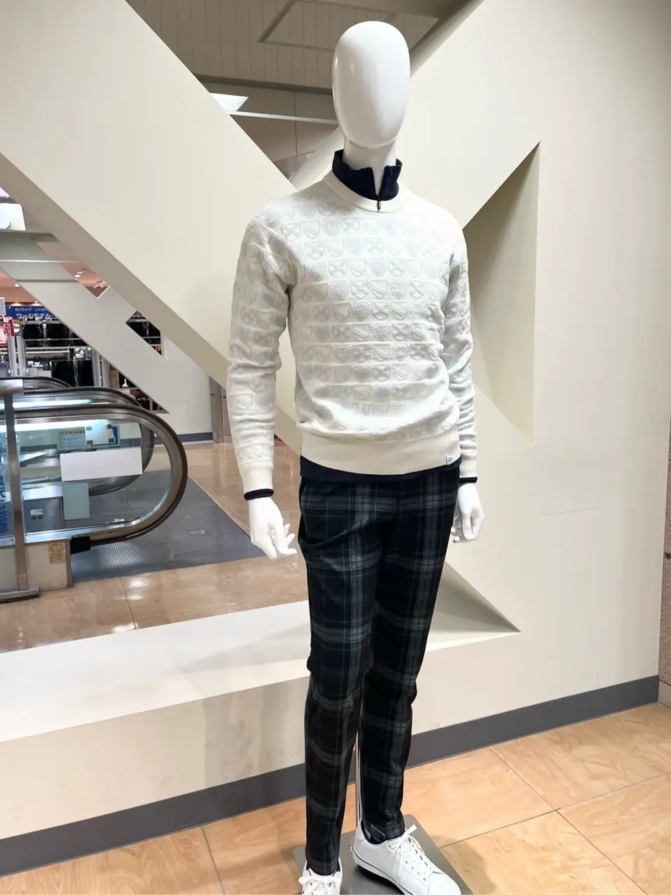 ONWARD CROSSET SELECT 小管 コーディネート画像