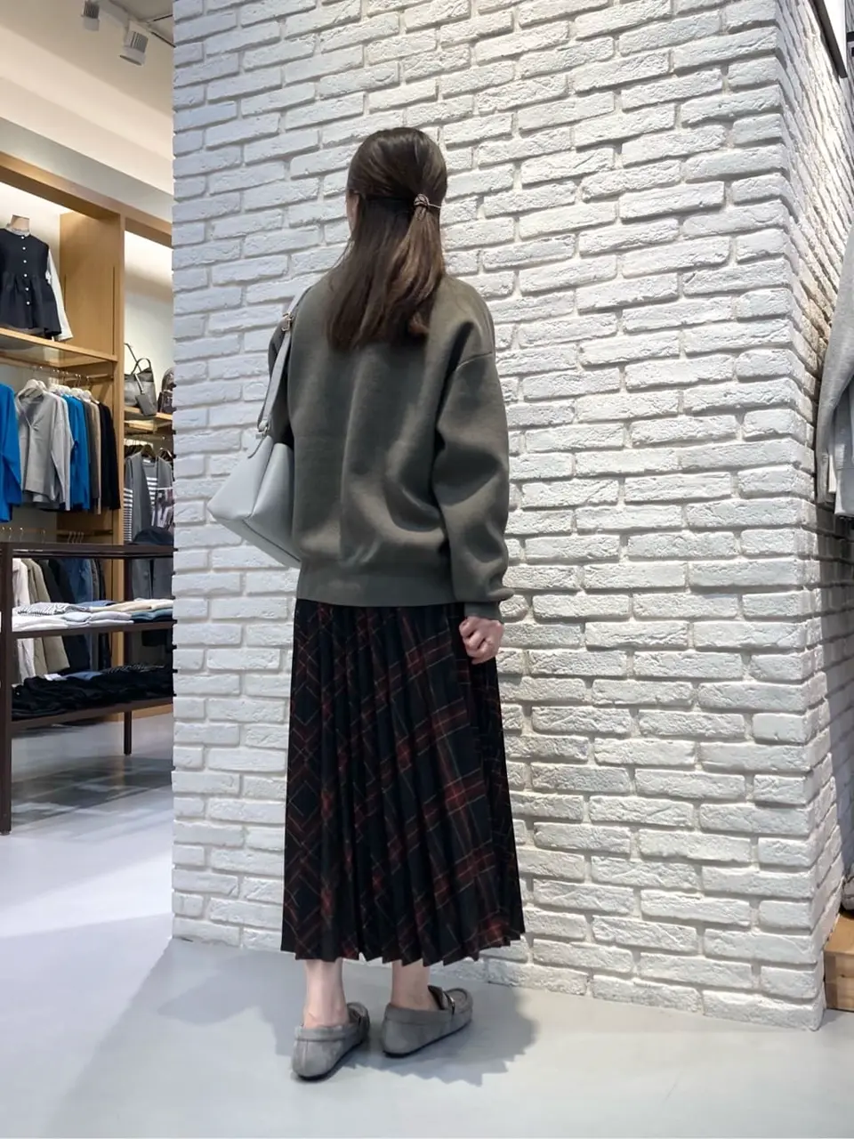 ONWARD CROSSET SELECT 檀 コーディネート画像