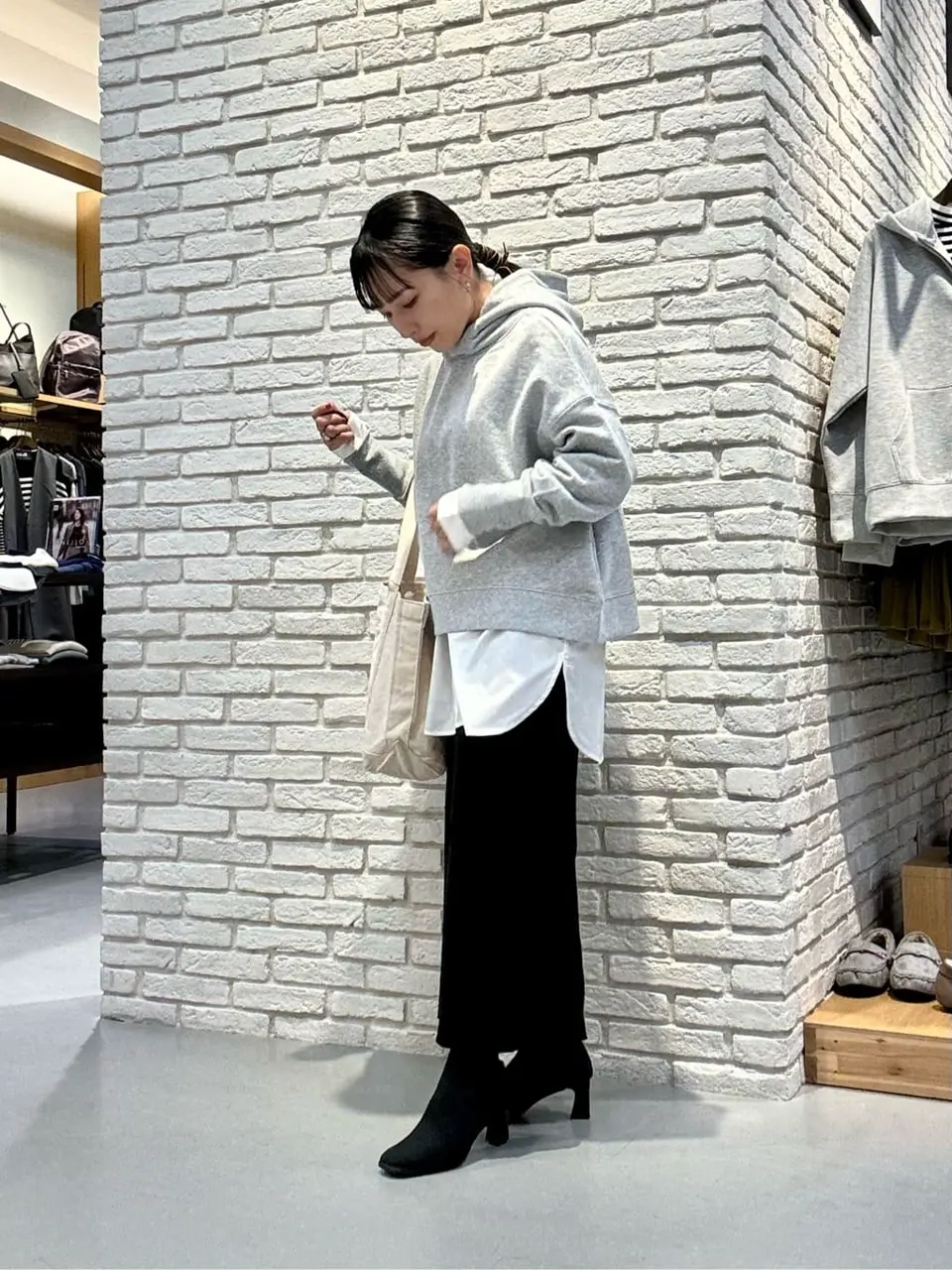 ONWARD CROSSET SELECT 服部 コーディネート画像