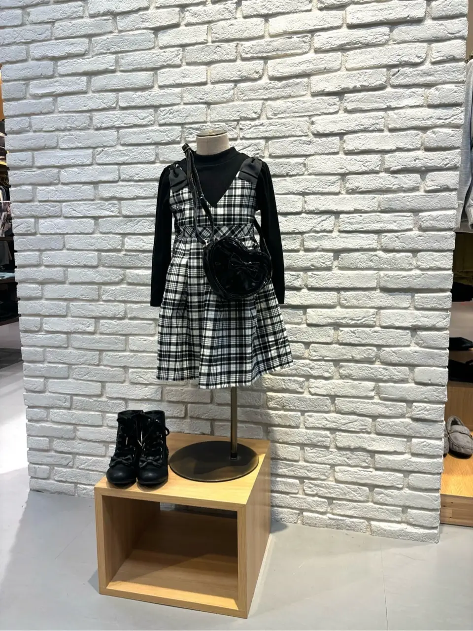 ONWARD CROSSET SELECT 新崎　 コーディネート画像