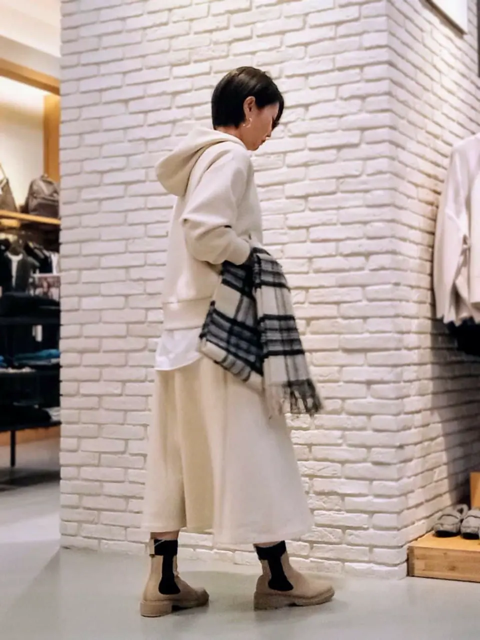 ONWARD CROSSET SELECT Tomi コーディネート画像