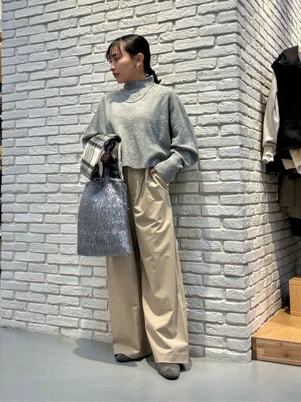 ONWARD CROSSET SELECT 服部 コーディネート画像