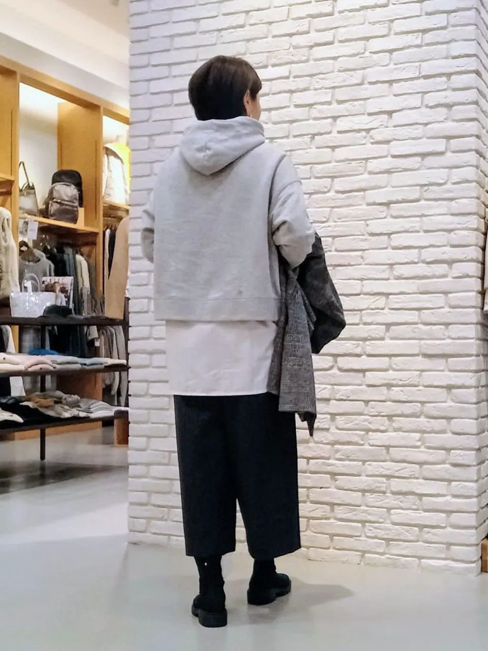 ONWARD CROSSET SELECT Tomi コーディネート画像