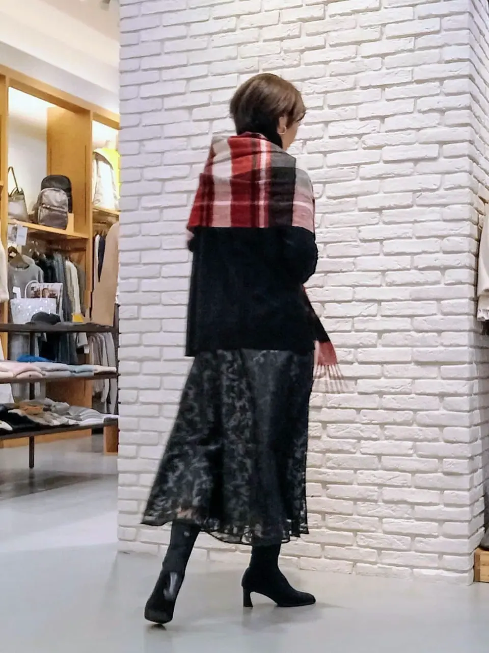 ONWARD CROSSET SELECT Tomi コーディネート画像