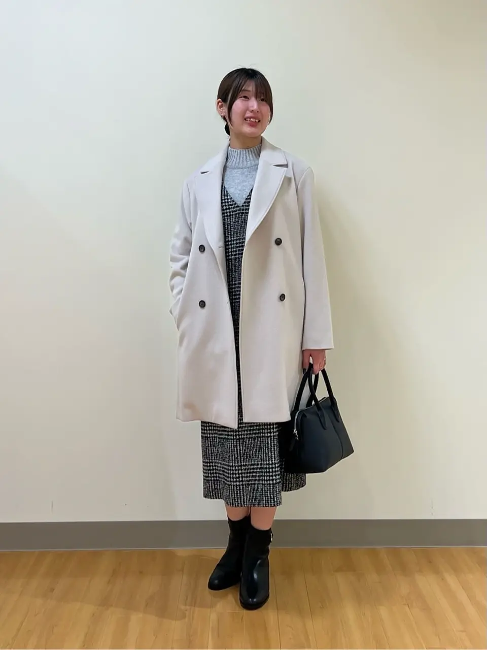  Aina コーディネート画像