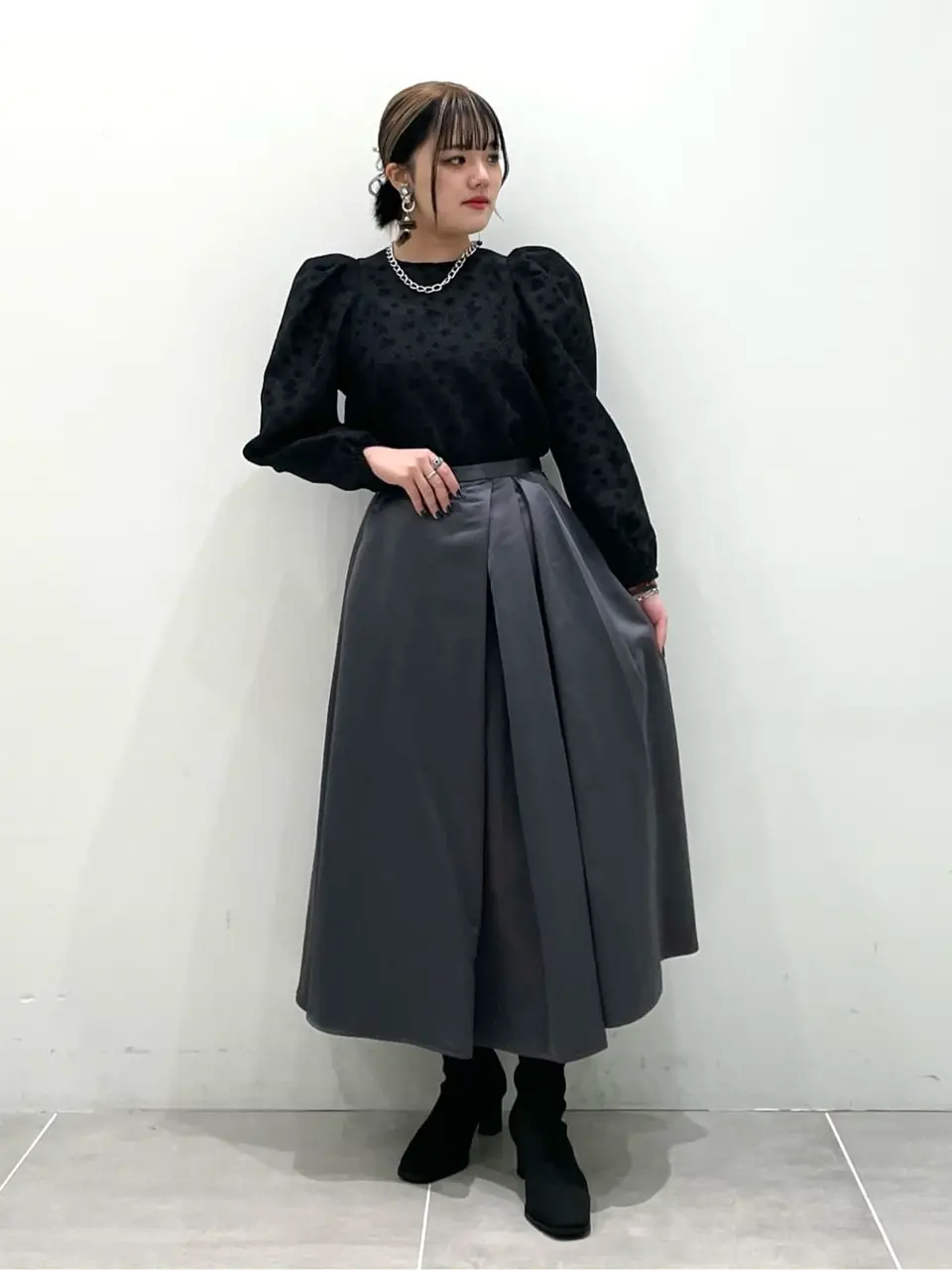 ONWARD CROSSET SELECT erika コーディネート画像