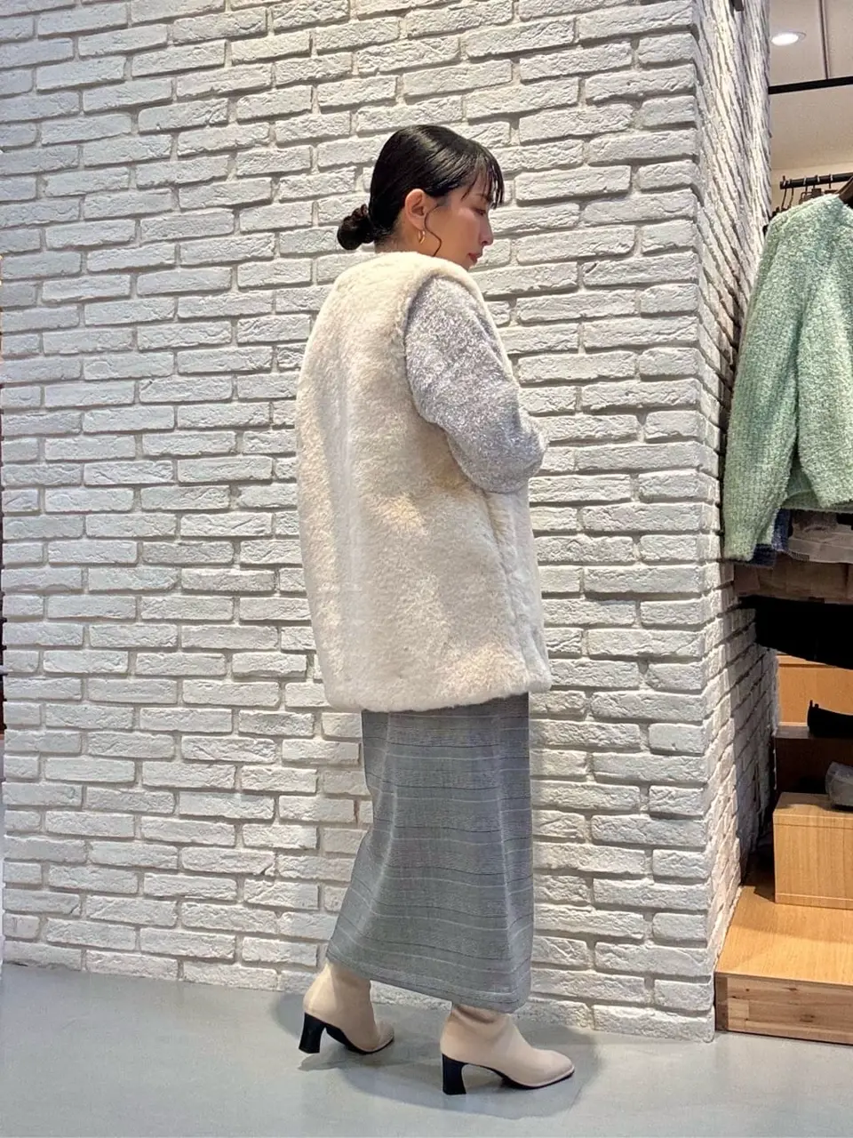 ONWARD CROSSET SELECT 服部 コーディネート画像