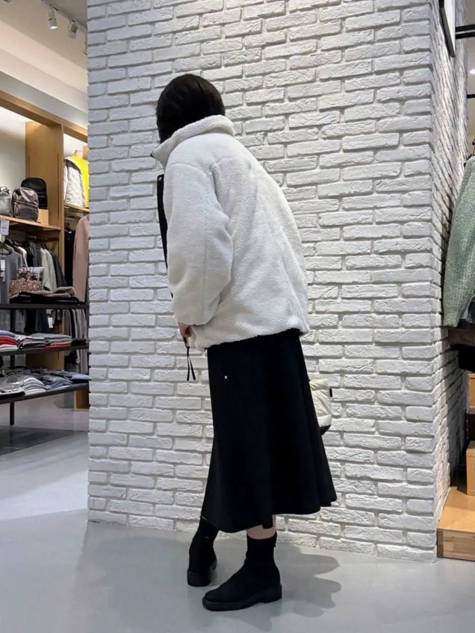 ONWARD CROSSET SELECT Tomi コーディネート画像