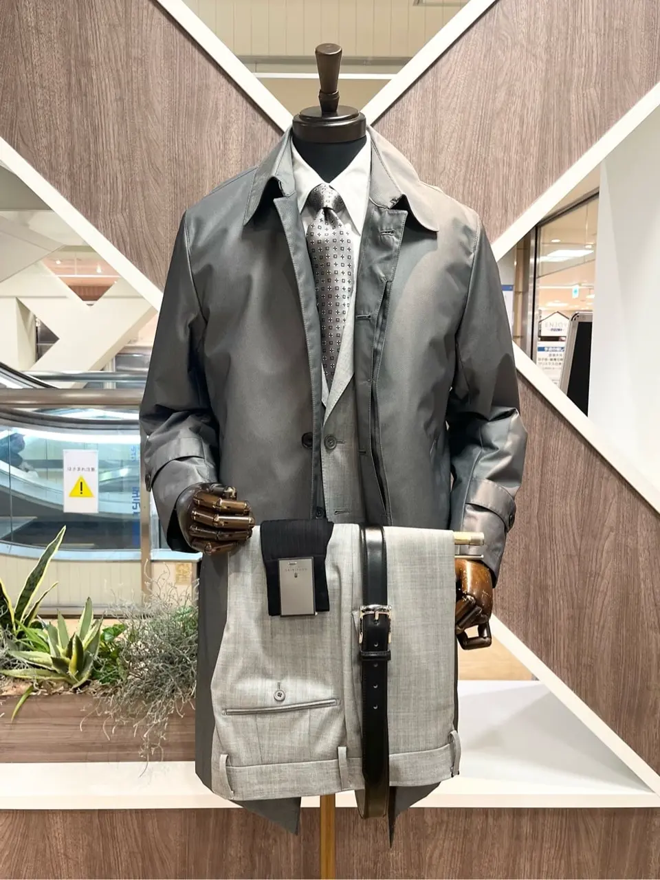 ONWARD CROSSET SELECT 小管 コーディネート画像